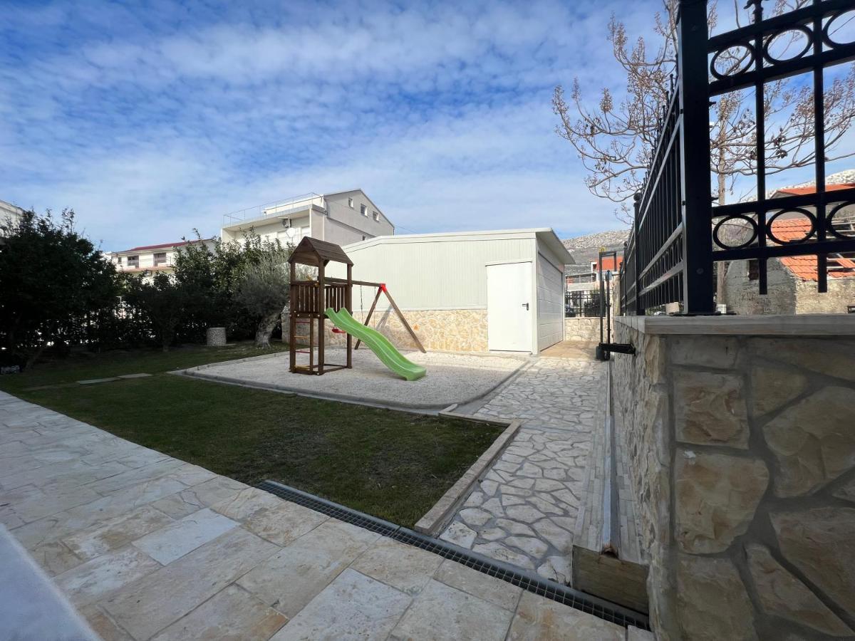 Villa Maci Kastela Luaran gambar
